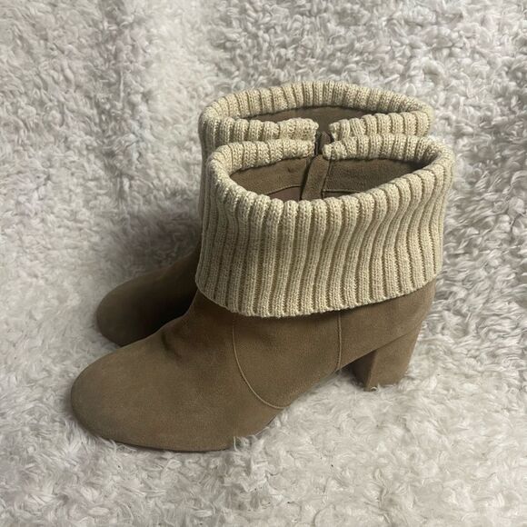 TORRID  leather Khaki Suede Cable Knit Top  ankle boots Block Heels SZ 12.5W - Picture 1 of 12